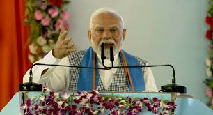 पंजे और लालटेन के शिकंजे ने बिहार को पलायन का प्रतीक बना दिया: मोदी